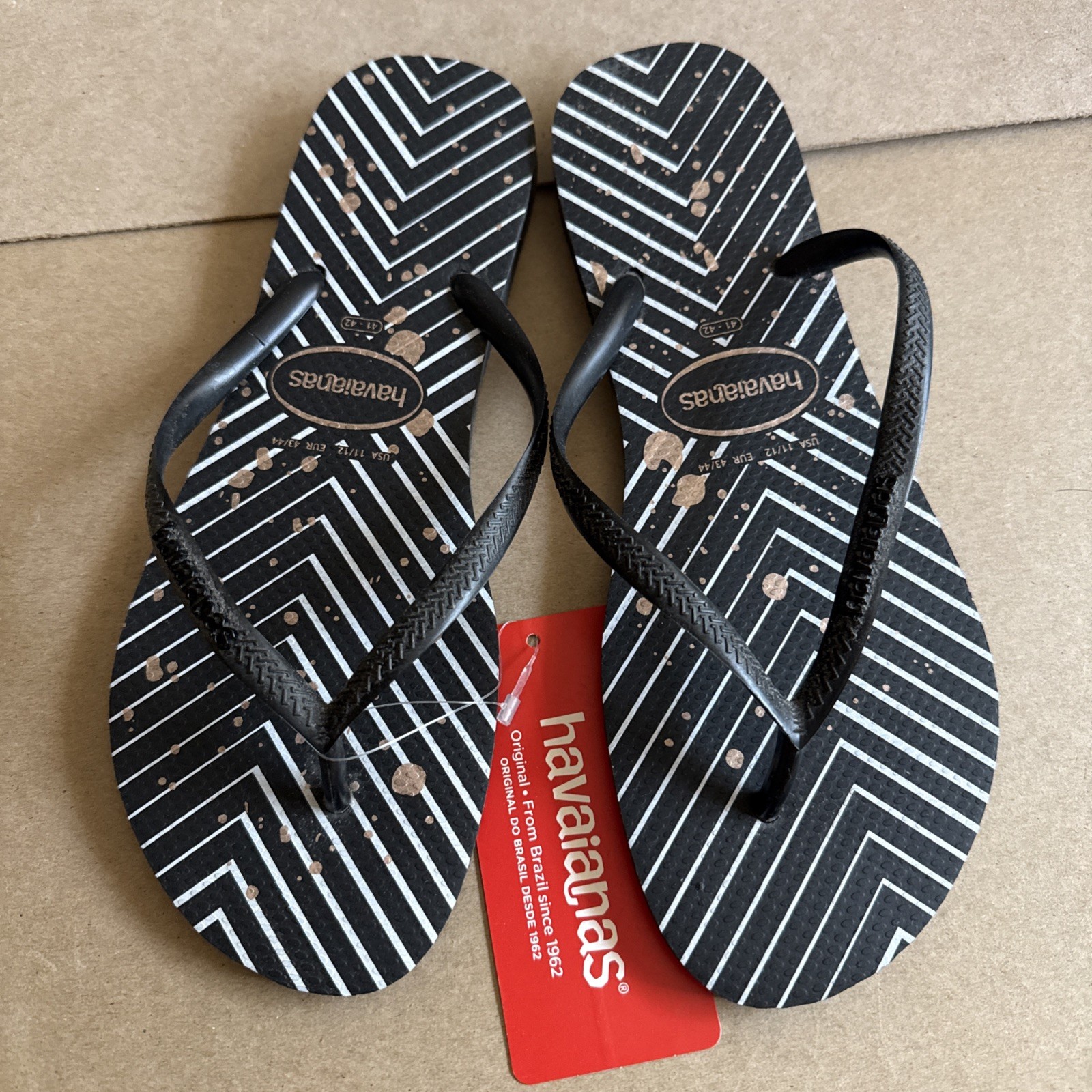Havaianas Slim Black Geometric White Chevron Gold Circles EU 41/42 – New