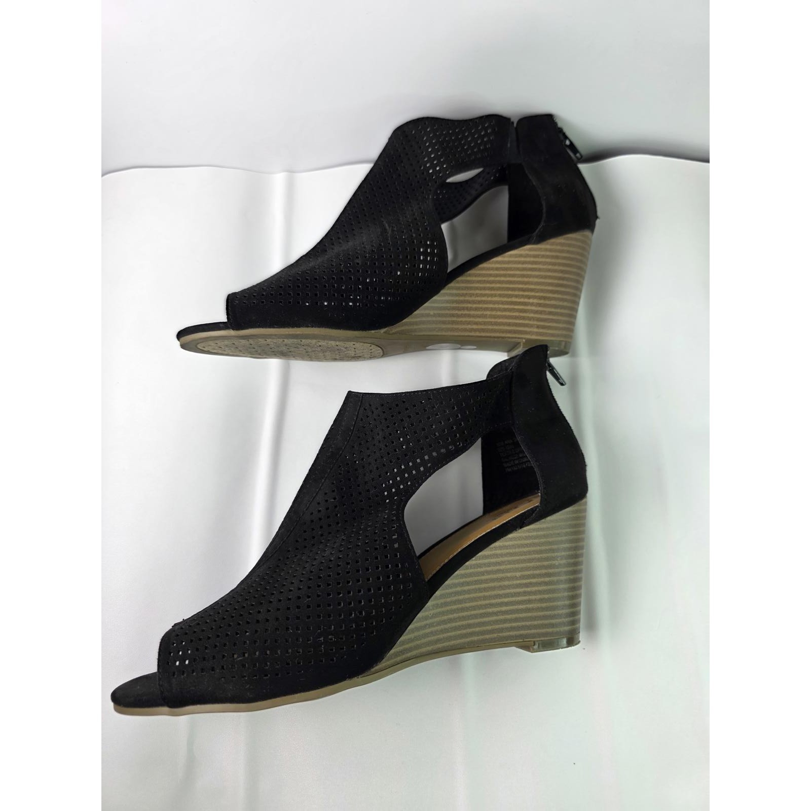 a.n.a A New Approach Women’s Wedge Sandals Black Back Zipper Size 10