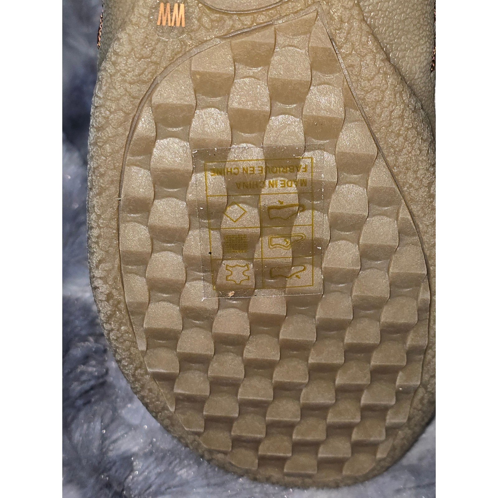 NWT Wanderlust Women’s Norway 11″ Size 6.5 Cream