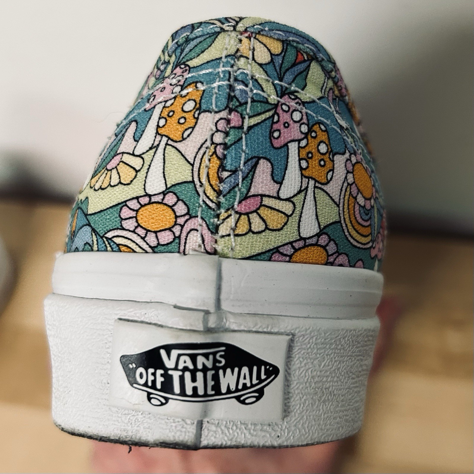 Vans Sneakers Trippy Mushrooms Womens Sz7 Floral Psychedelic Hippie Goblincore