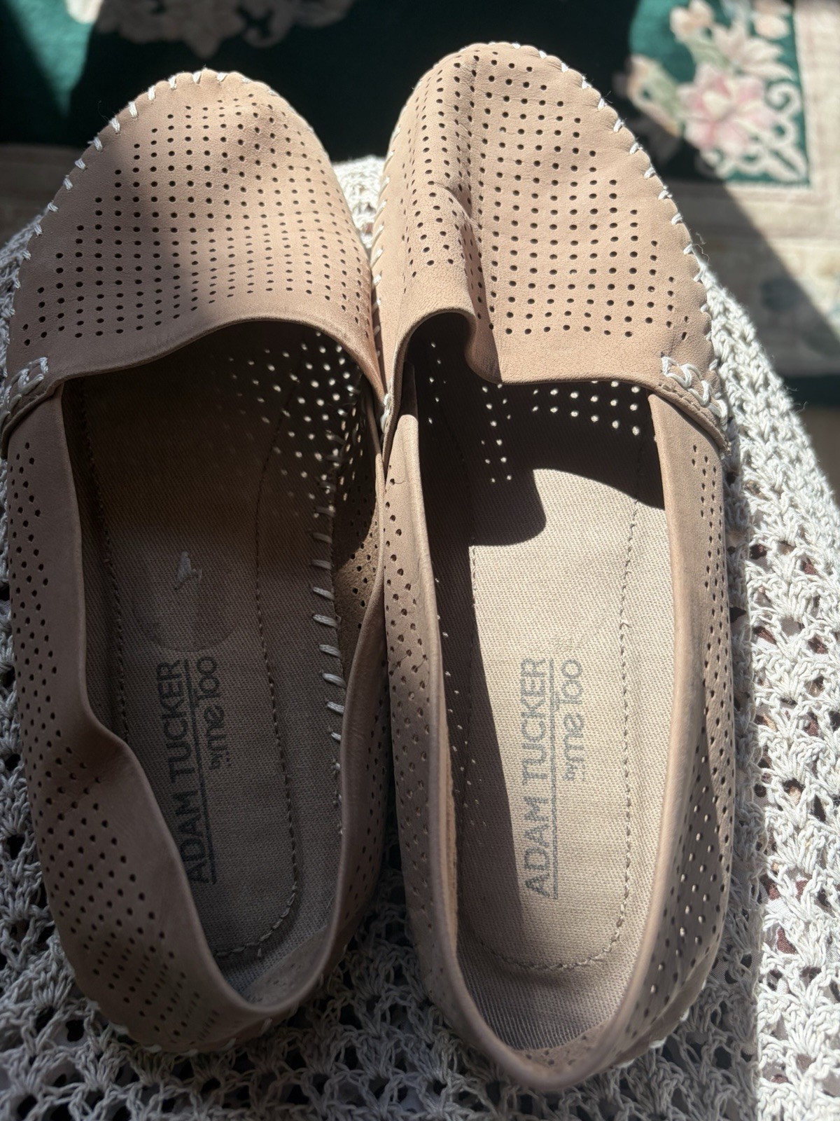 Genuine leather Flats Size 7 Adam Tucker Me Too Barely Worn