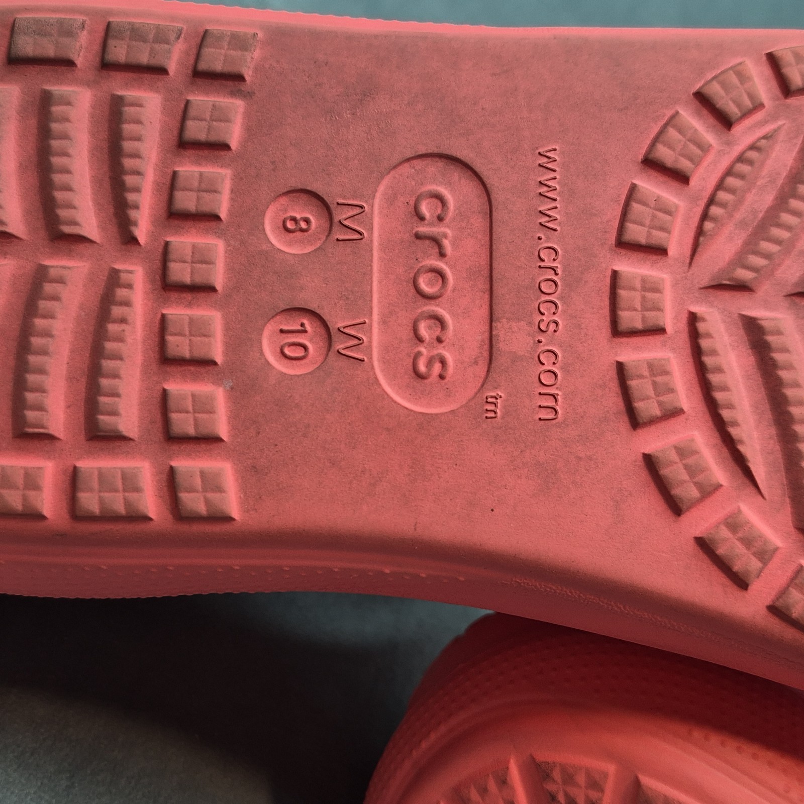 Crocs Classic Crush Sandal Peach Watermelon Platform Two Strap Women 207670