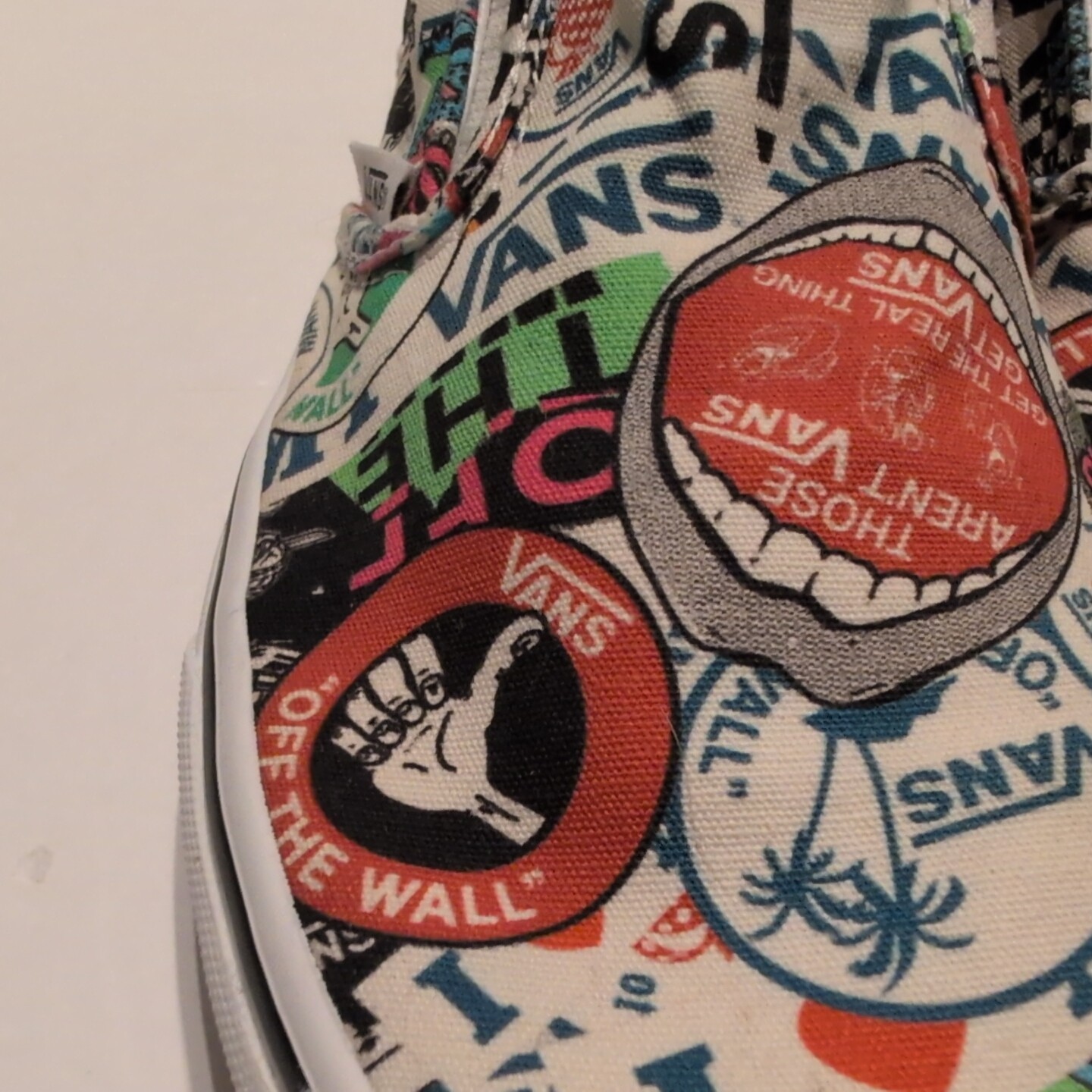 VANS Men’s 7 / Women’s Size 8.5 Classic Slip On Mash Up Stickers Print Graphics