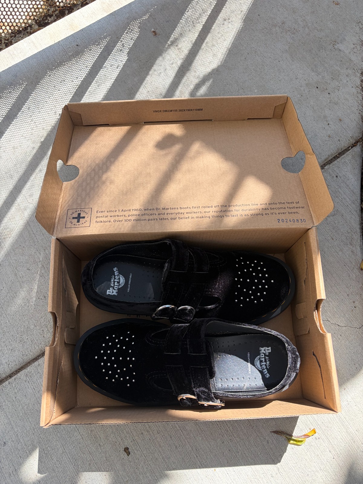 Dr. Martens Vegan 8065 Women’s US 7 UK 5 EU Black T Strap Mary Jane Velvet Shoes