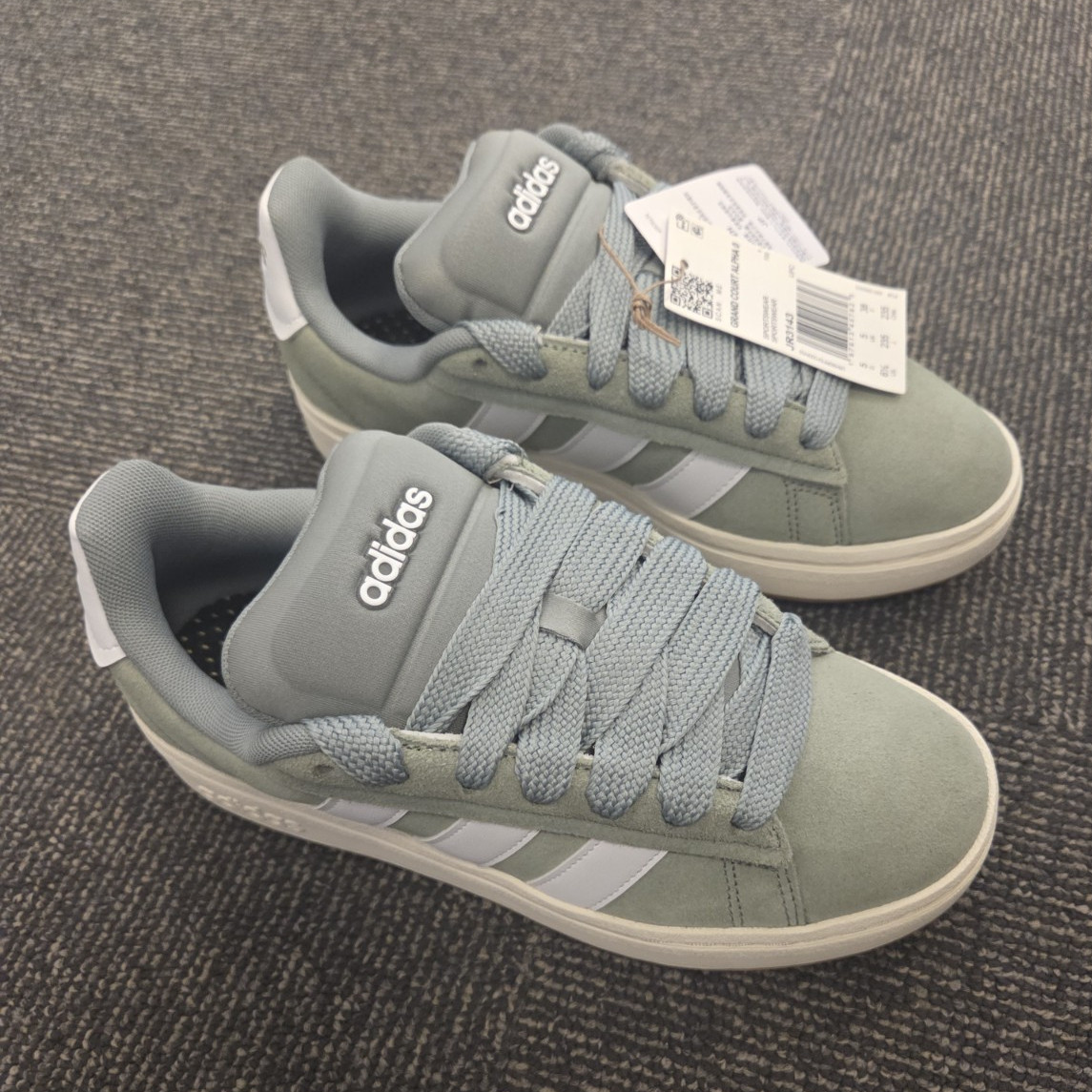 adidas Grand Court Alpha 00s Women’s Low Top Lace-Up Sneaker Silver Green JR3143