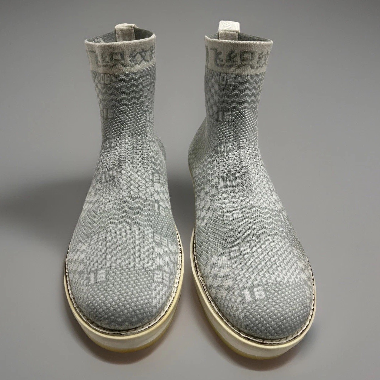 FITFLOP Swatchbook GRAY/WHITE Textile Knitted Sock Wedge Platform Ankle Boots 7M