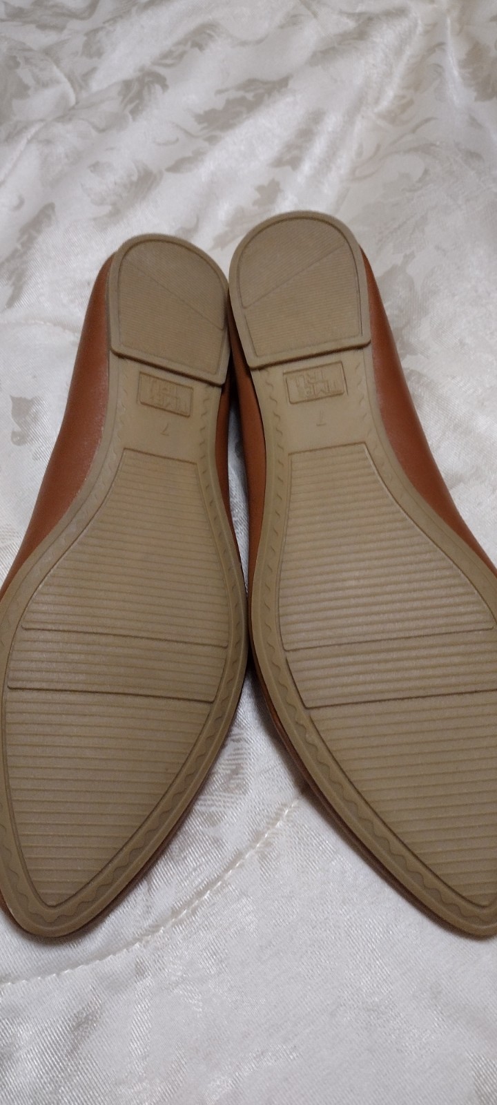 Women’s Time and Tru flat Shoe size 7 Carmel Tan