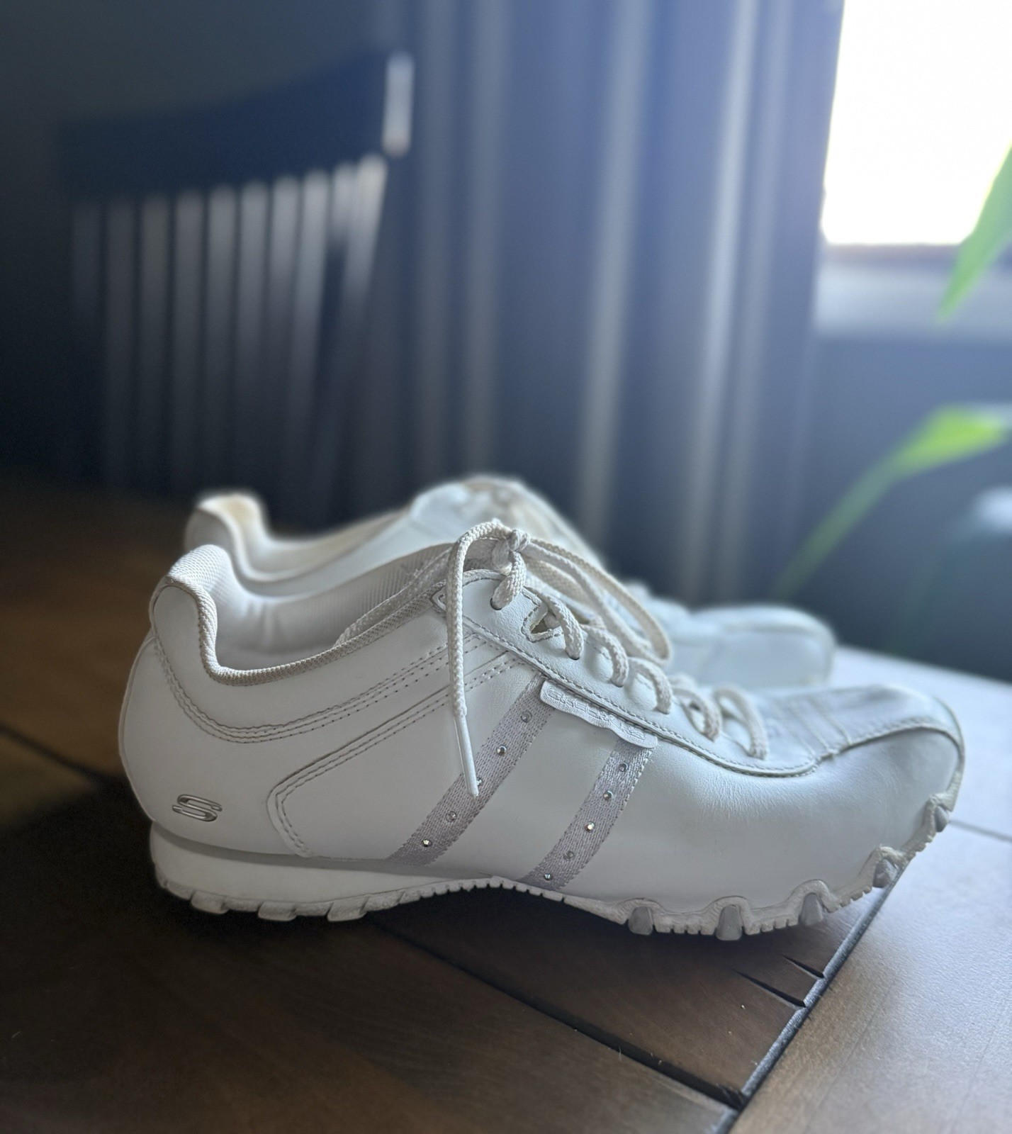 Vintage Skechers White & Silver Bling Dance Cheerleading Gymnastics Band – 7.5