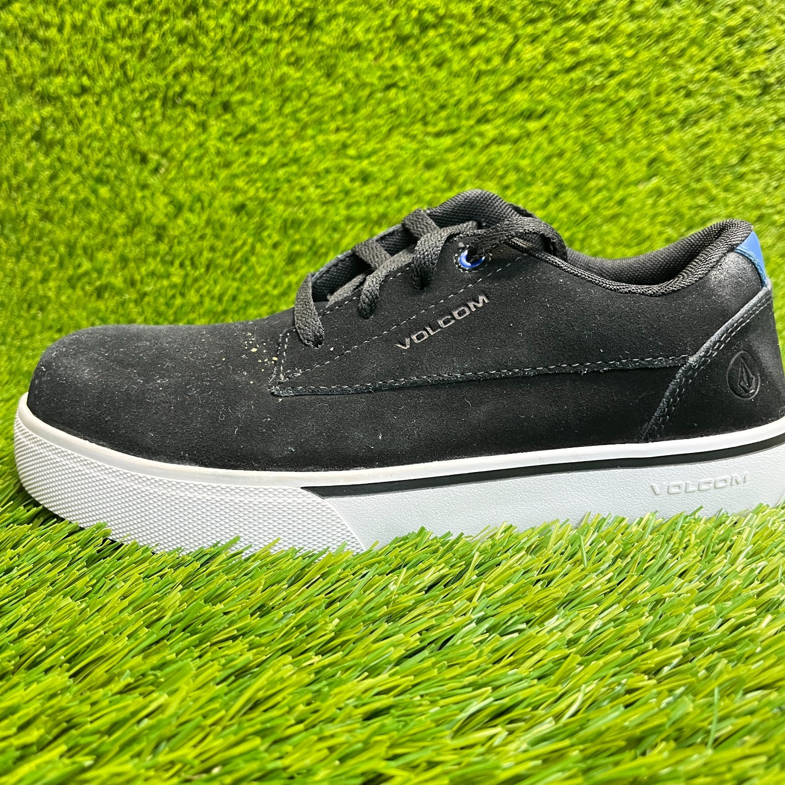 Volcom True Womens Size 7 Black White Blue Leather Composite Toe Work Shoes