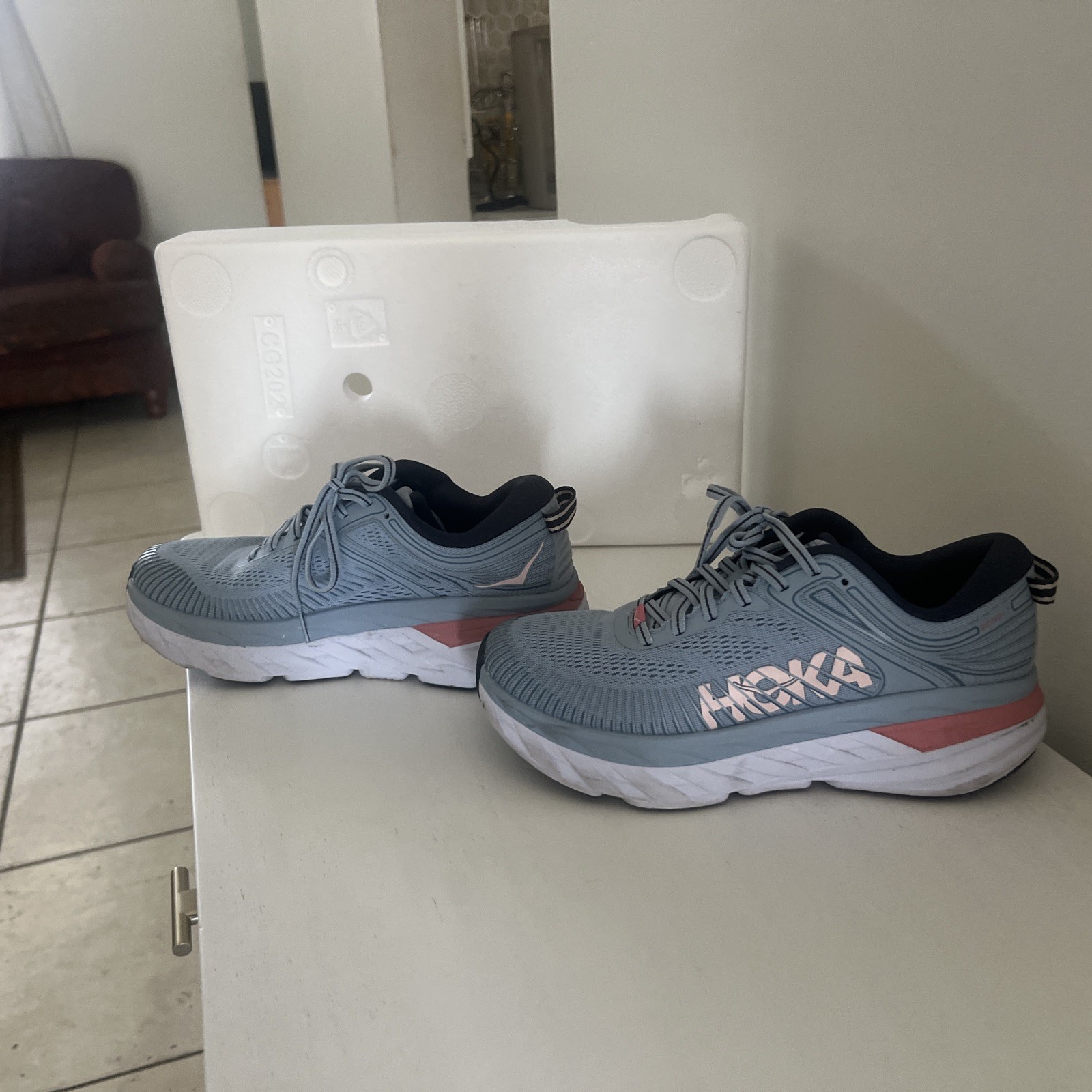 Hoka One One Bondi 7 Women’s Running Shoes Blue Fog Rose Gold Max Cushion Sz 7
