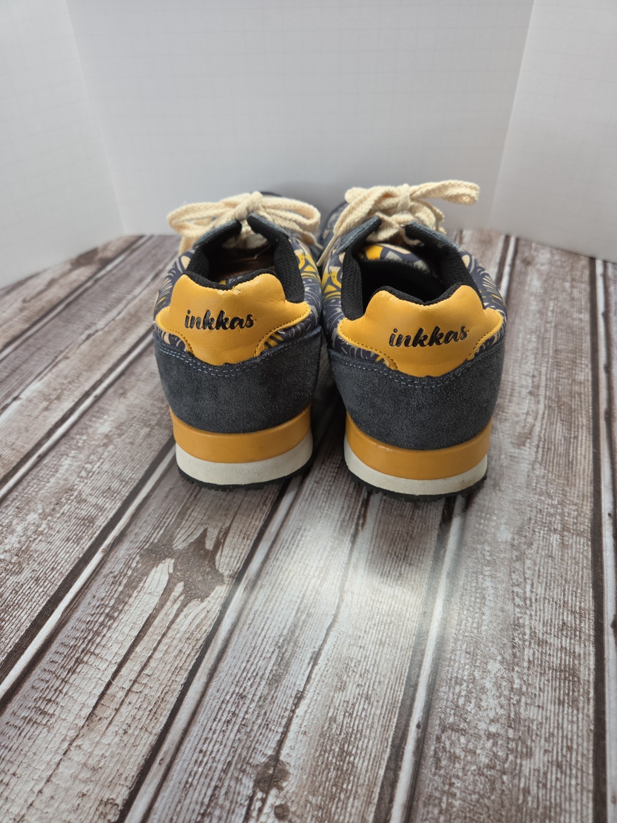 Inkkas Joggers Congo Mustard Sneakers Womens 7 Mens 5 GUC