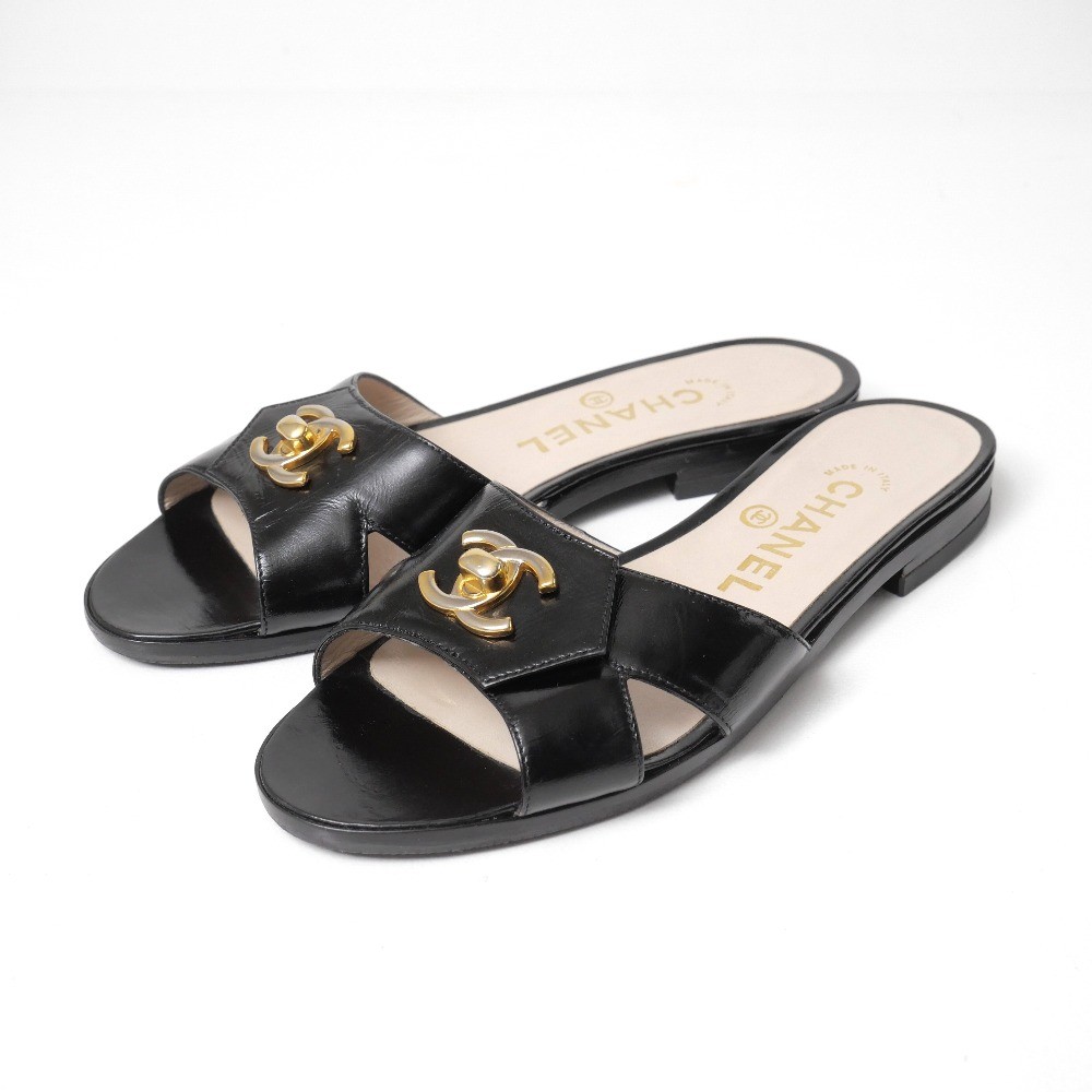 Mint CHANEL Sandals Size 36 CC COCO Mark Turnlock Decoration Branded clothin…