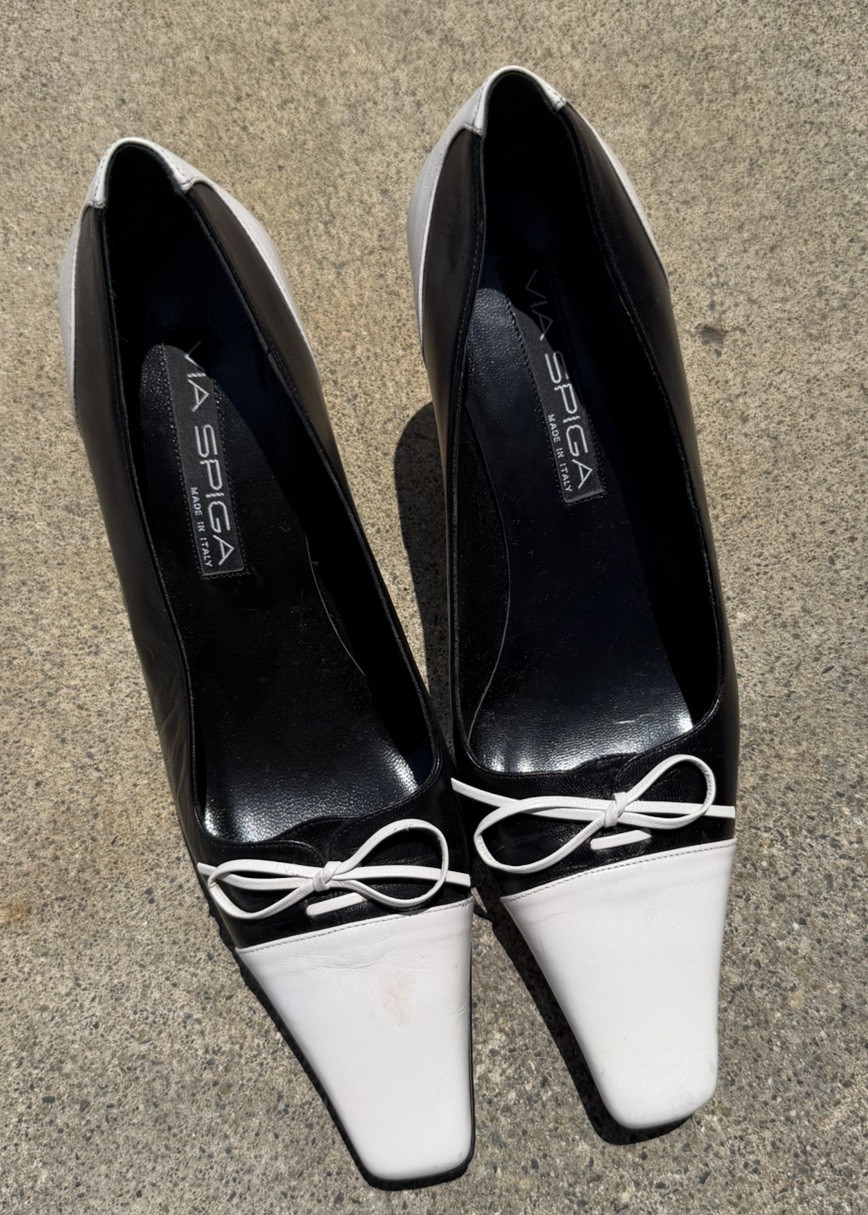 Via Spiga Pumps Women’s Size 9 M Shoes Mules Kitty Heels Leather Black & White
