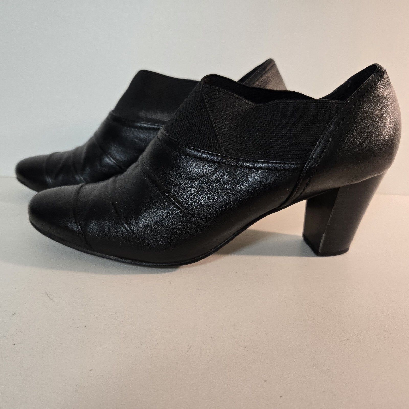 Michael Shannon 8M Black Leather Ankle Boot Booties Banner 2.5 in Heel