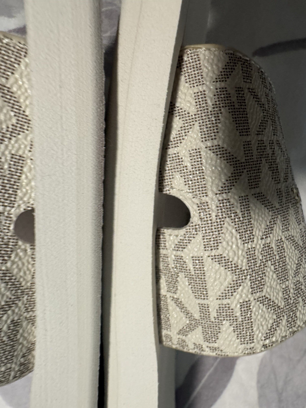NEW Michael Kors Women Slide Brown Logo Printed Sandals,Sz. 7 M