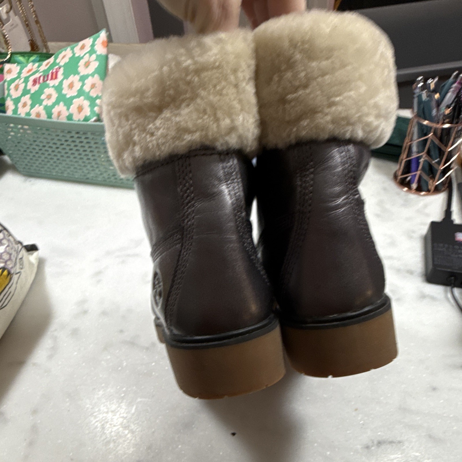 Timberland Women’s Brown Leather Faux Fur Lined Lace-Up Ankle Bootie 8 A3959