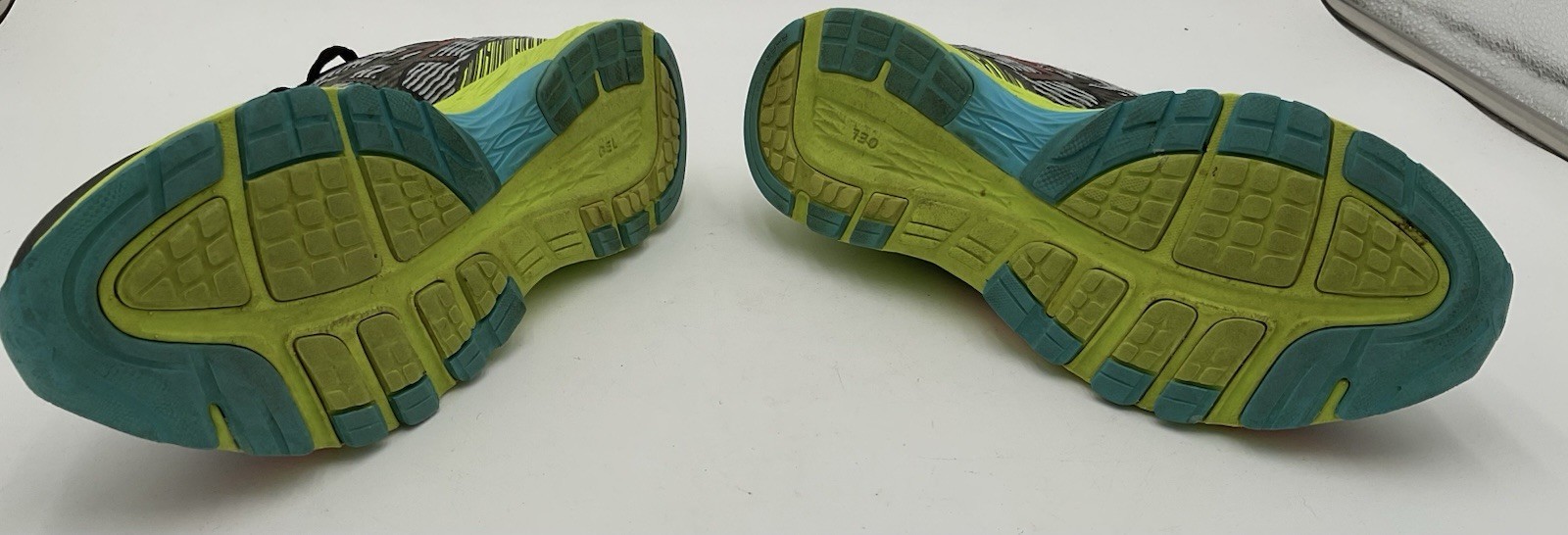 ASICS Dynaflyte Women Size 8 Road Running Shoes Gym Yoga Athletic T6F8Y
