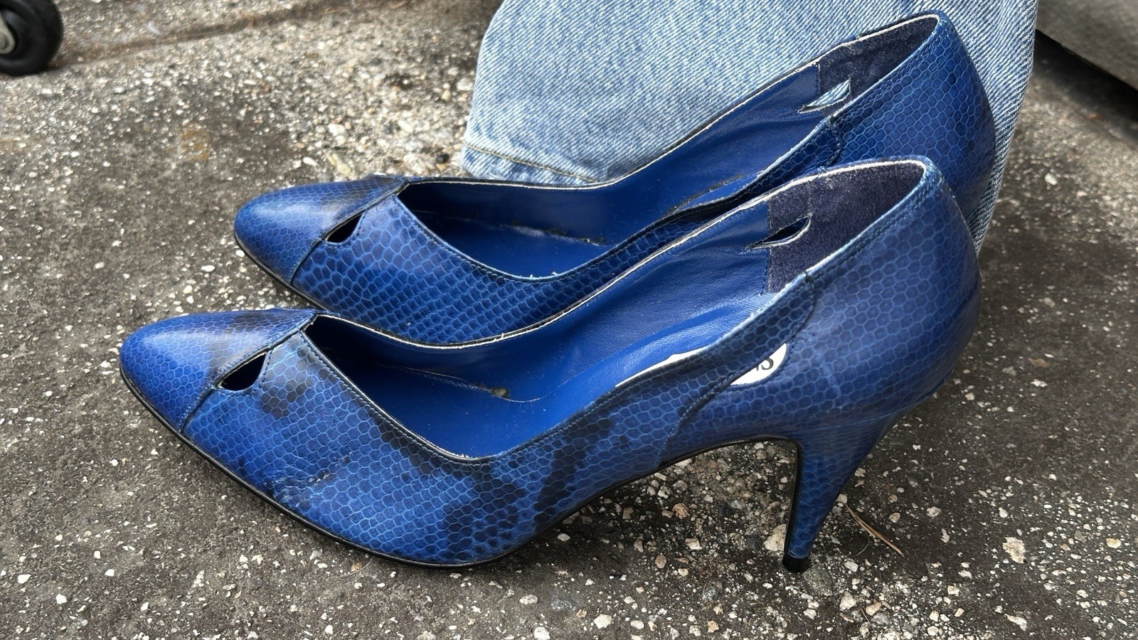 Predictions Pump Heels Shoes Blue Genuine Leather Snakeskin