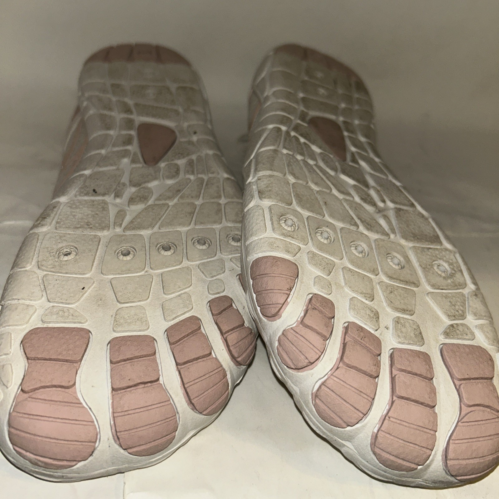 Hike Footwear Lorax Pro Non-Slip Barefoot Shoes Pink EU 41/Women’s 10-10.5
