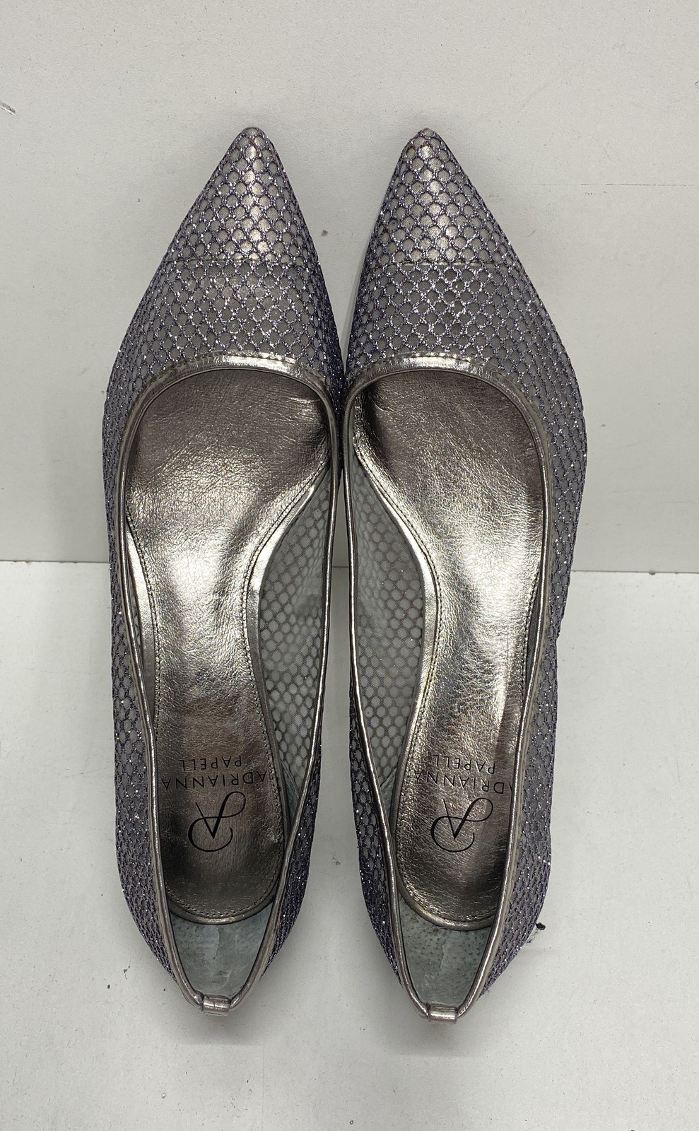 Adrianna Papell Silver Mesh Pointed Toe Kitten Heel Pumps Women’s Size 8.5