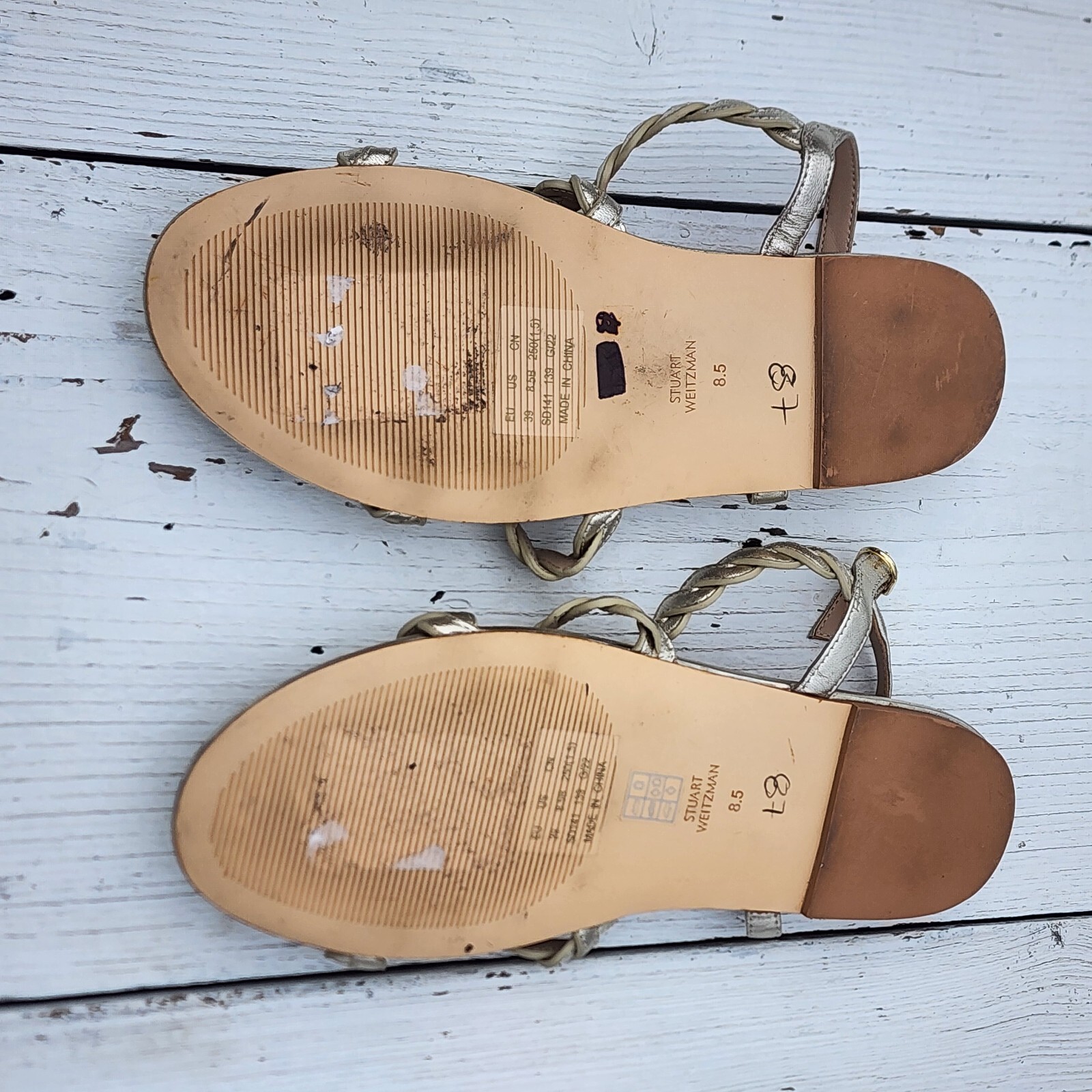 Stuart Weitzman Platino Gold Twistie Slingback Sandals 8.5 EU 39 WORN ONCE