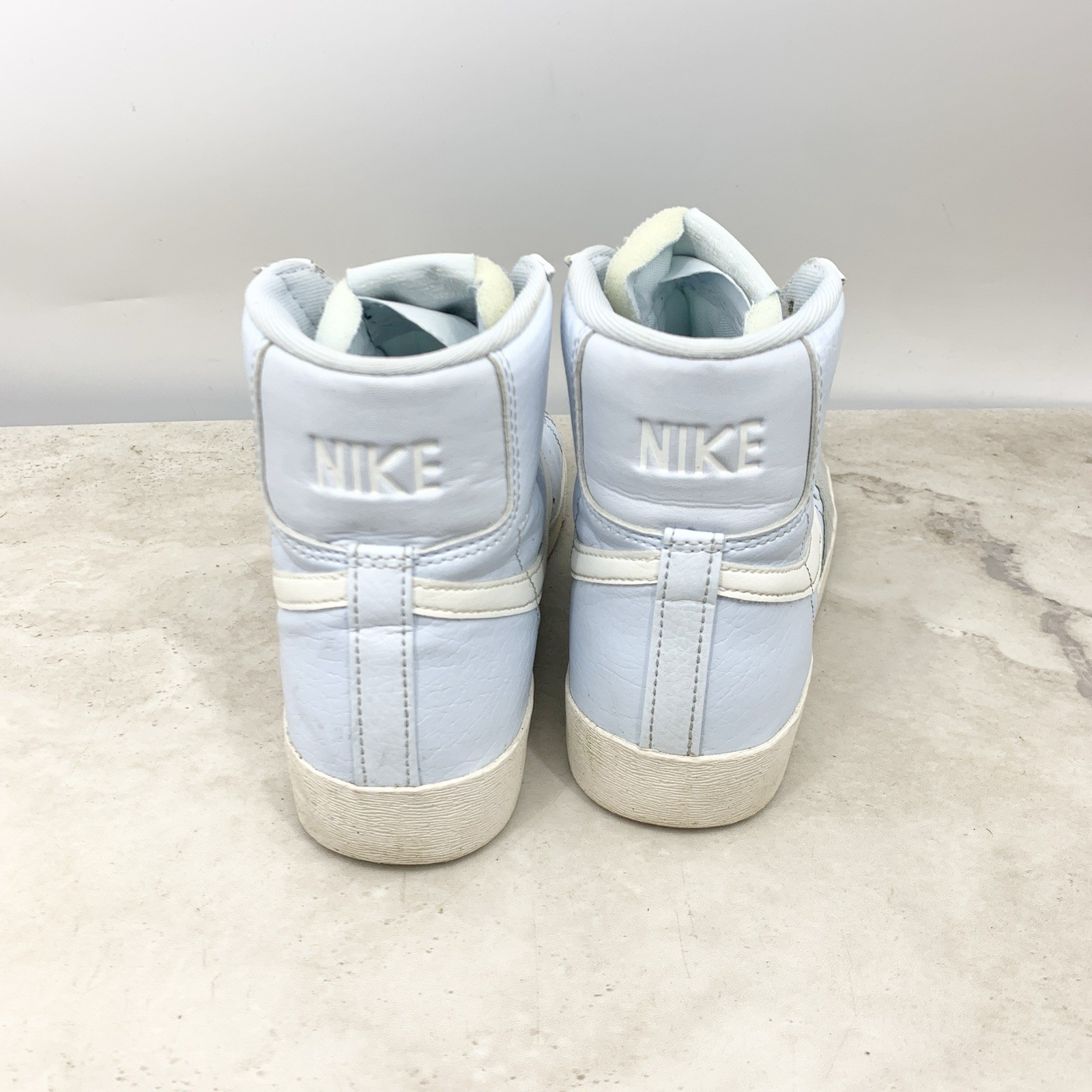 Nike Blazer Mid ’77 Shoes Women Size 9.5 Sneakers Blue White Leather Lace Up