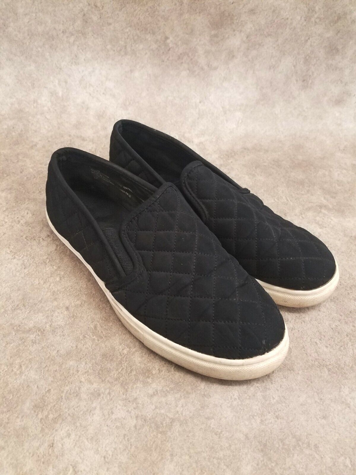Mossimo Womens Size 8 Black Textile Quilted Slip On Loafer Sneakers