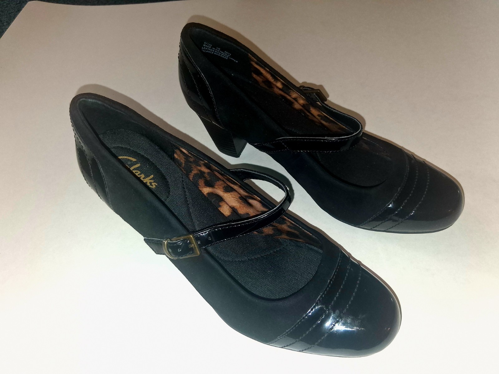 CLARKS ‘Jewell Blush’ Suede Leather Mary Jane Pumps BLACK 9M Hard to Find!