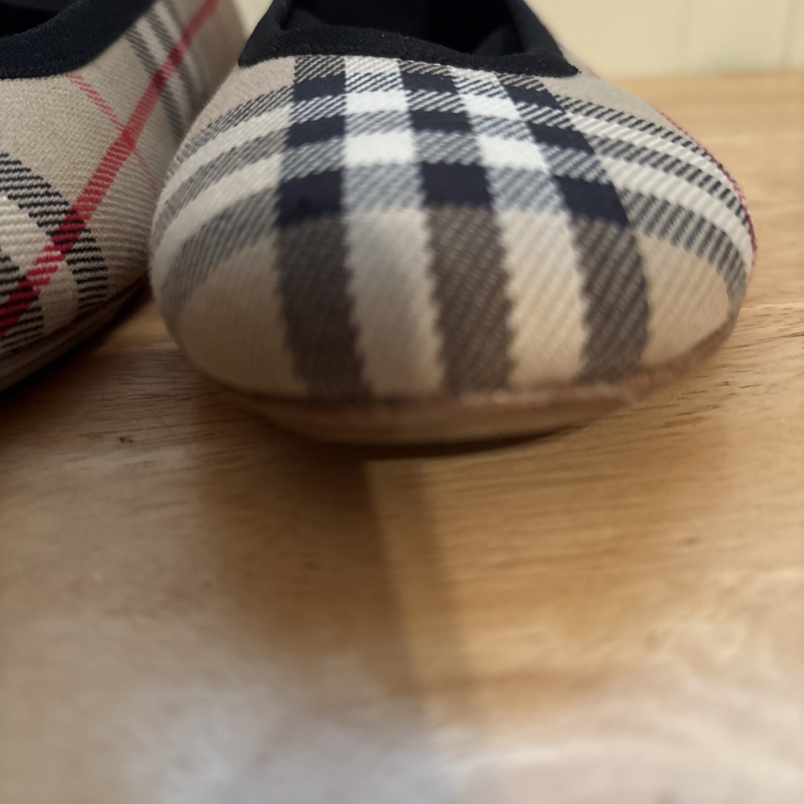 Burberry Women’s Flats Shoes Size EU 37 US 7 Ballet Nova Check