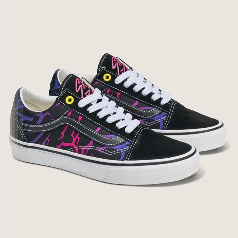 VANS Old Skool VN000E8WB9P KPop Demon Hunters Black Pink Womens Mens US Size