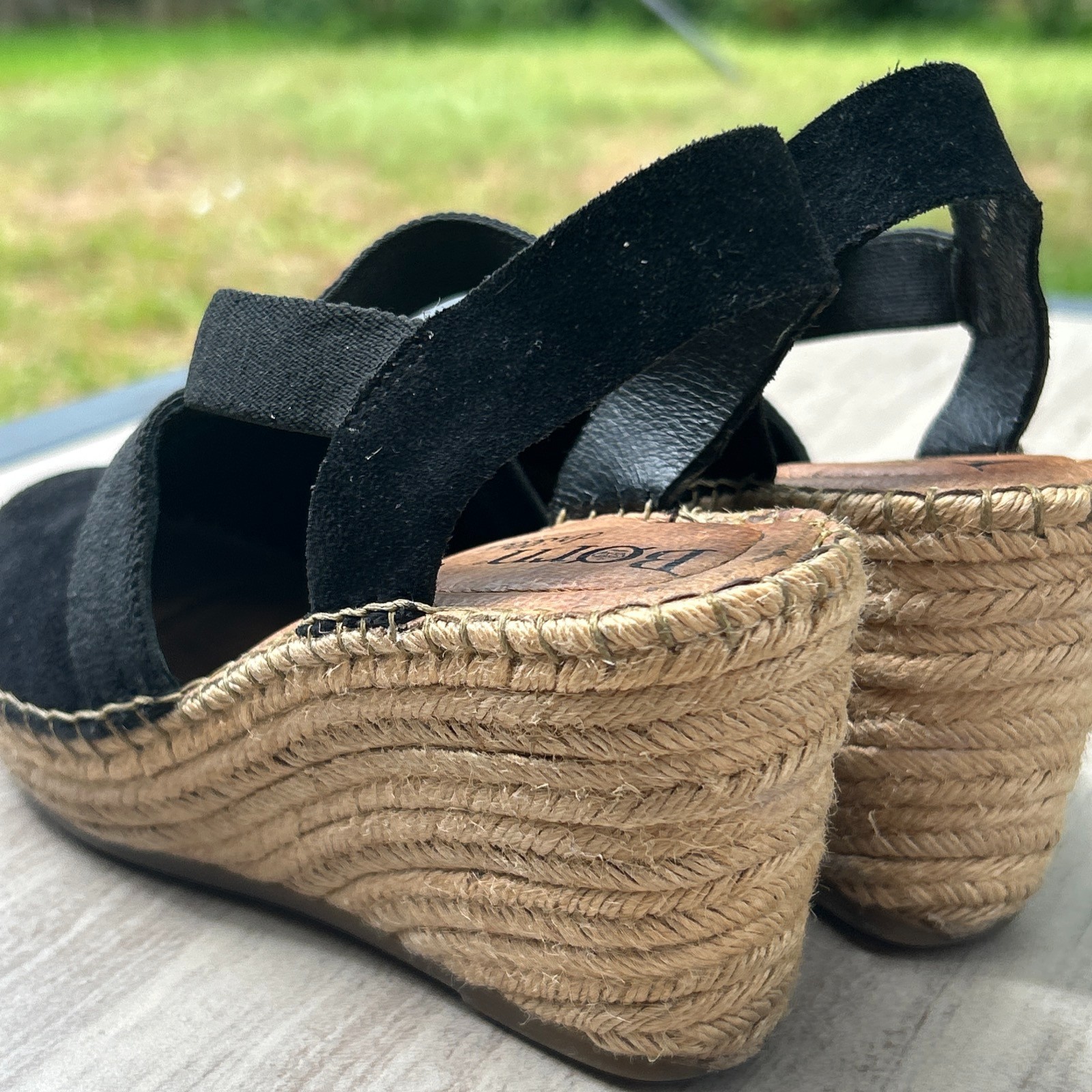 BORN Black Suede Espadrille Wedge Platform Sandals Women’s Size 5 Vacation