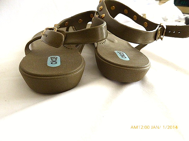 OKA-B OLIVE GREEN GOLD EMBELLISHED STRAPPY SANDALS US 7 EUR 37
