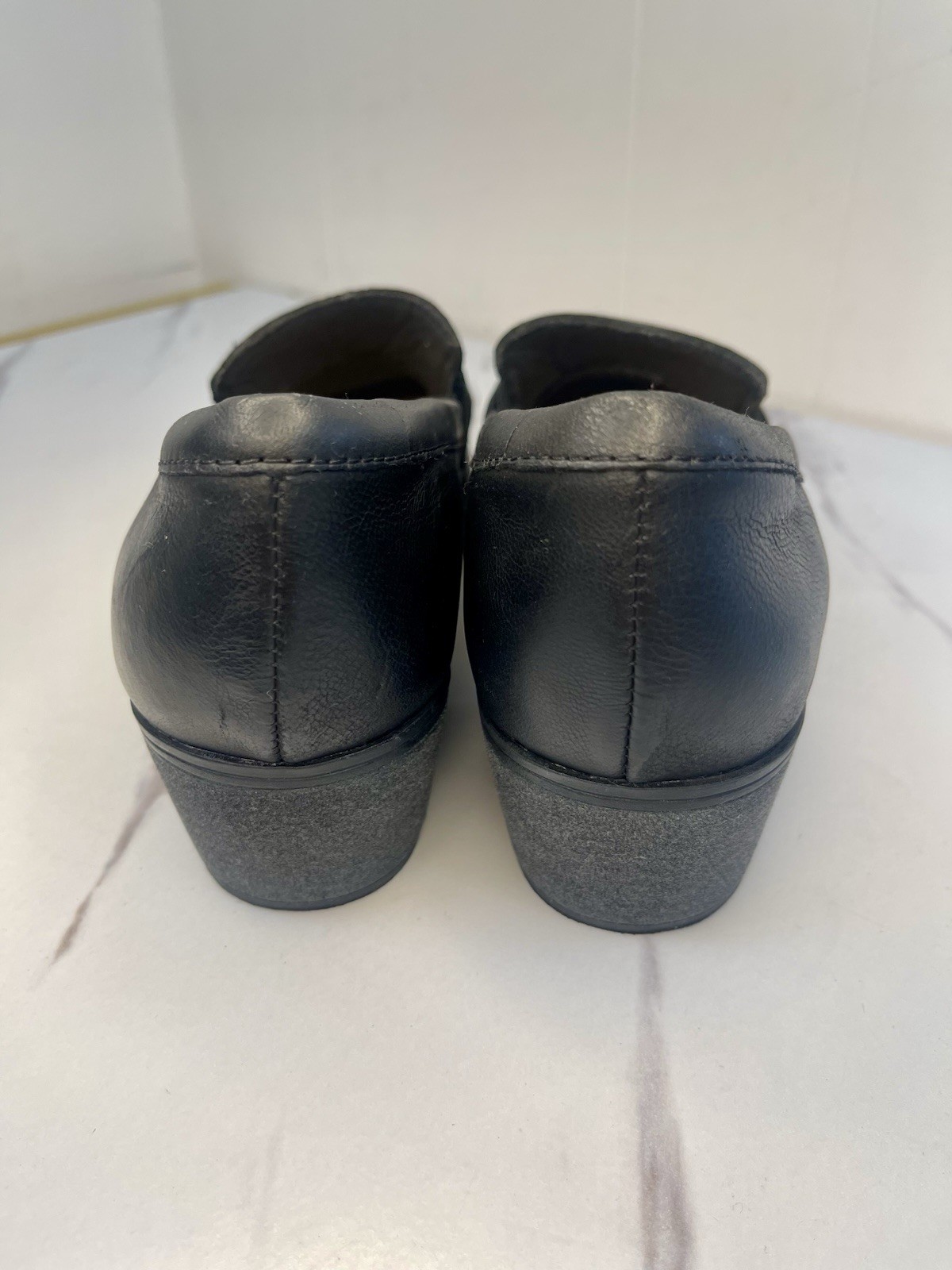 Clarks Charlten Echo Women’s Leather Loafers Comfortable Everyday Style Sz 9.5M