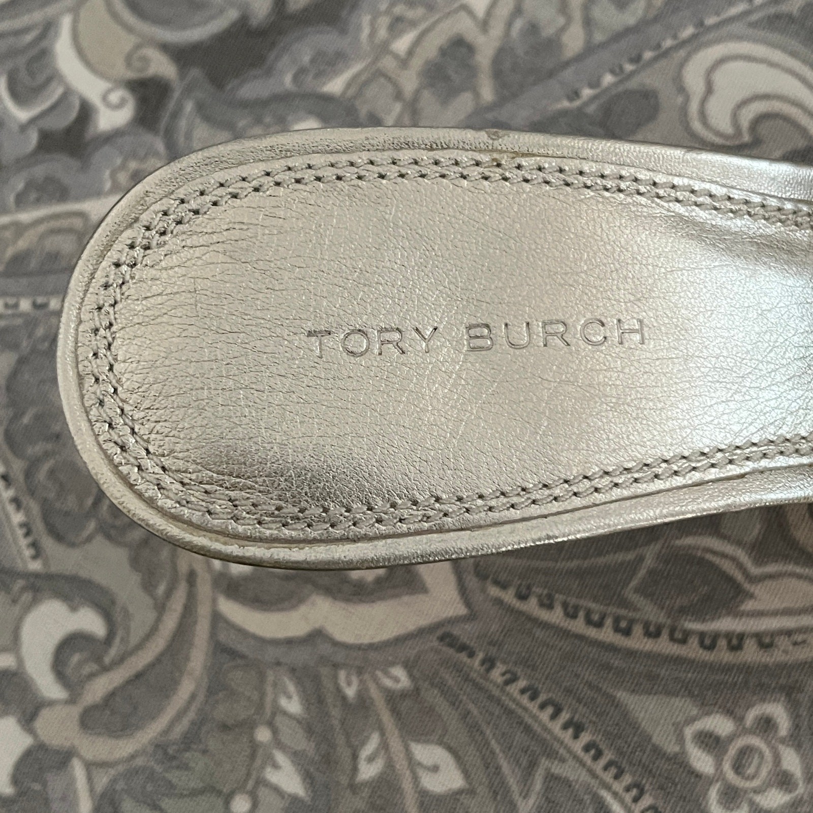 Tory Burch Eleanor Metallic Gold Medallion Mule Sandals sz 7.5
