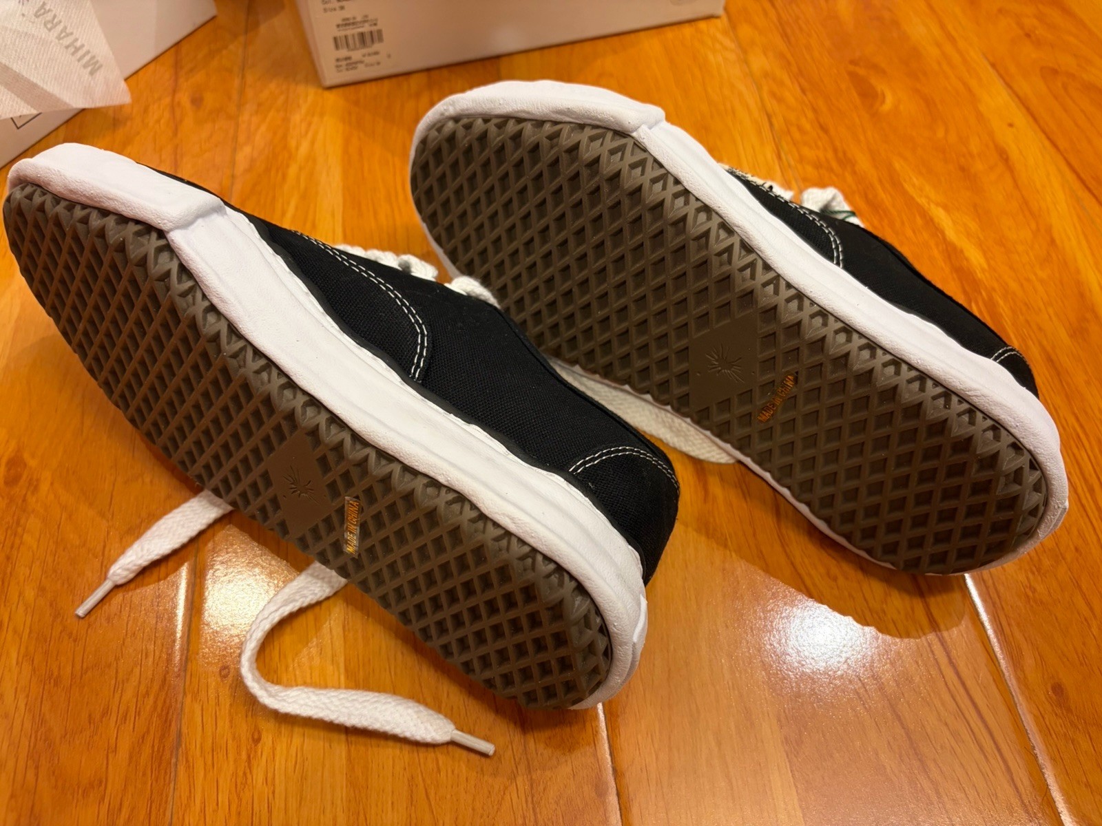 Maison Mihara Yasuhiro Baker OG Sole Canvas Black