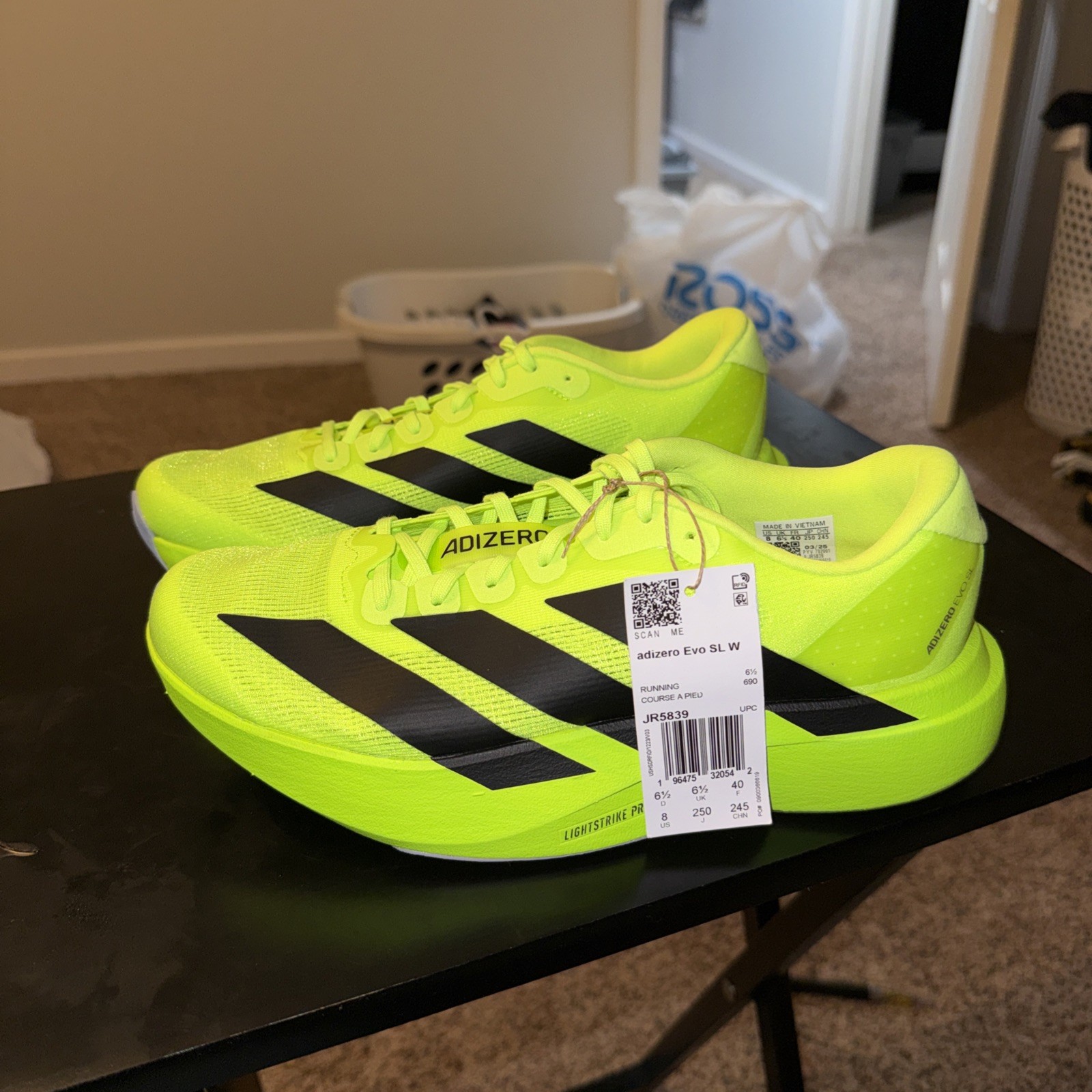 Size 8W) – Adidas Adizero Evo SL «Lucid Lemon Black» (NO BOX)