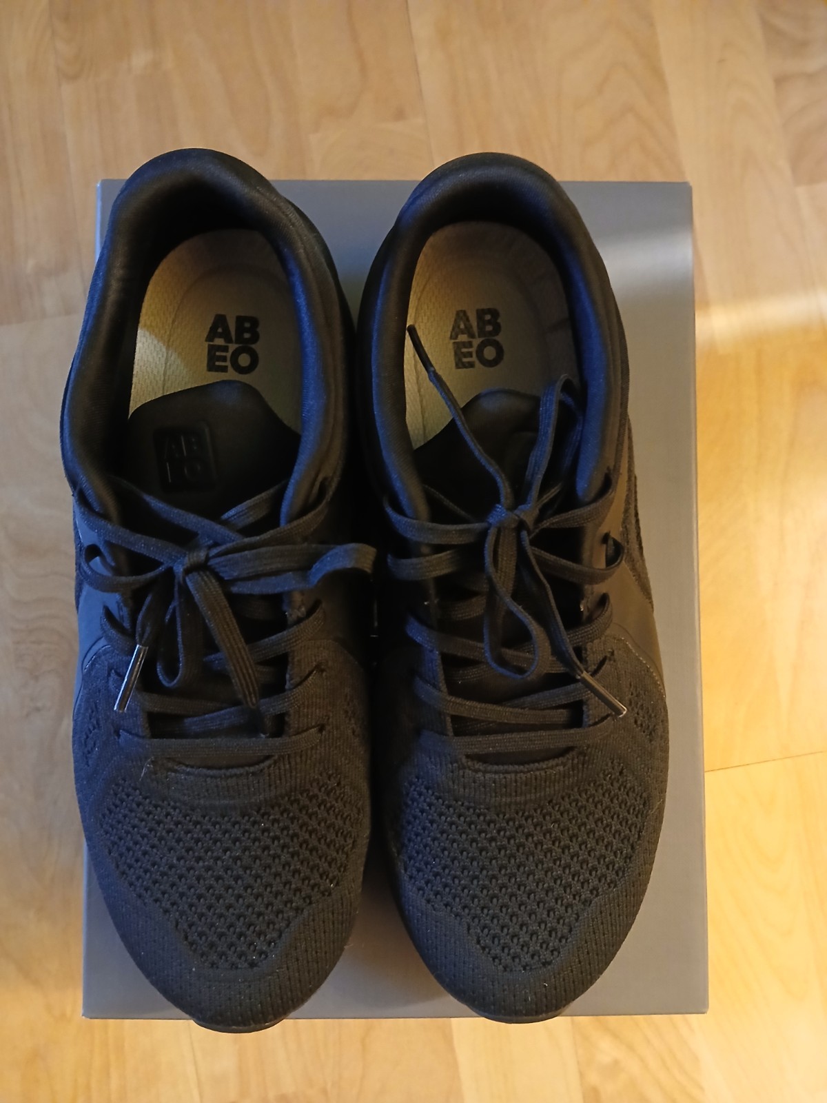 ABEO MXV Shift 9.5 Wide Black Womens Lace-Up Athletic Sneakers Textile Rubber.