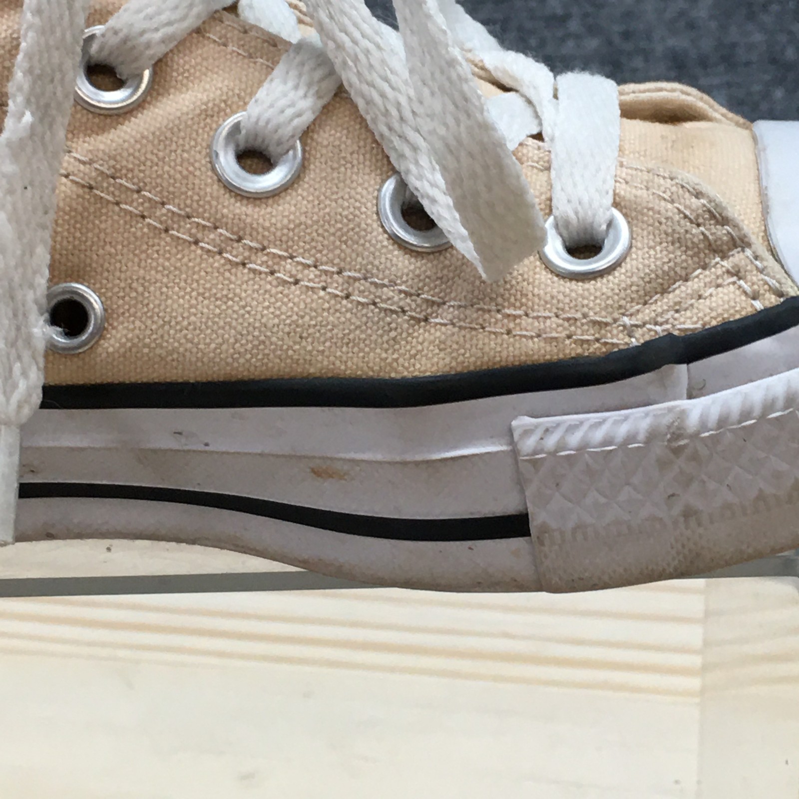 Converse Shoes Mens 4 Womens 6 Chuck Taylor All Star Hi Sneakers 160456F Brown