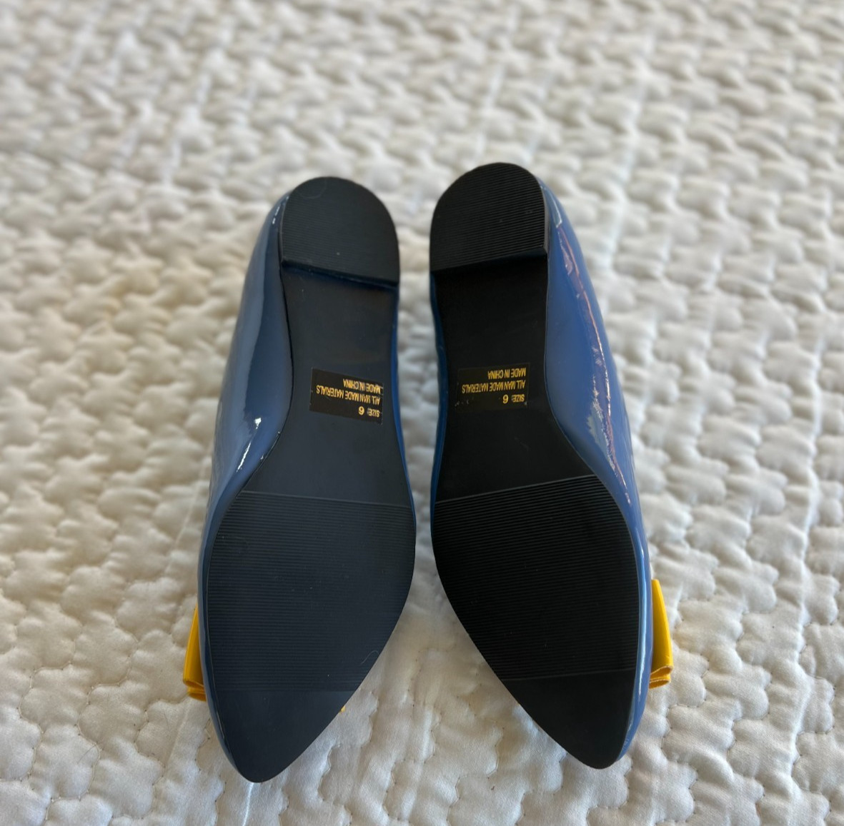 Restricted Navy Blue Yellow Bow Pointed Toe Flats Size 6 Women’s Patent Slip-On