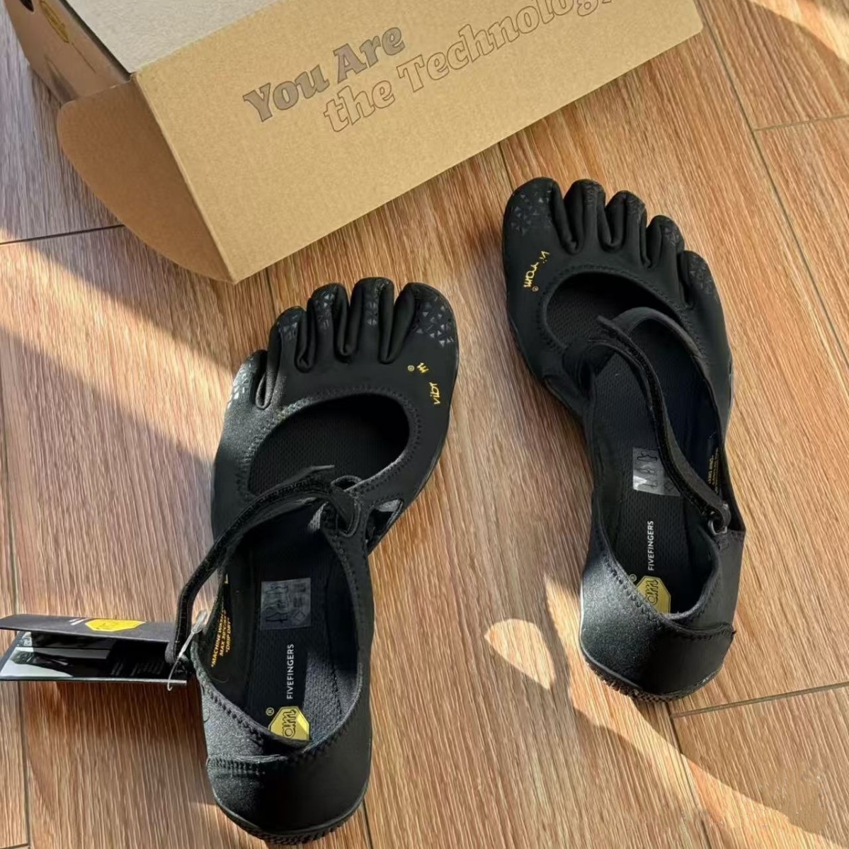 New Vibram FiveFingers Yoga Shoes Women’s V-Soul Sneaker Dance Shoes Size 6-8