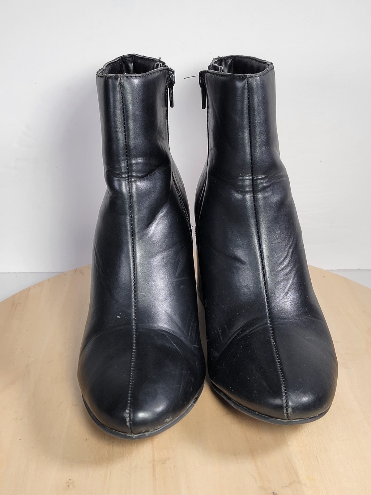Steve Madden Girl Size 8.5 M Black Faux Leather Ankle Heeled Bootie