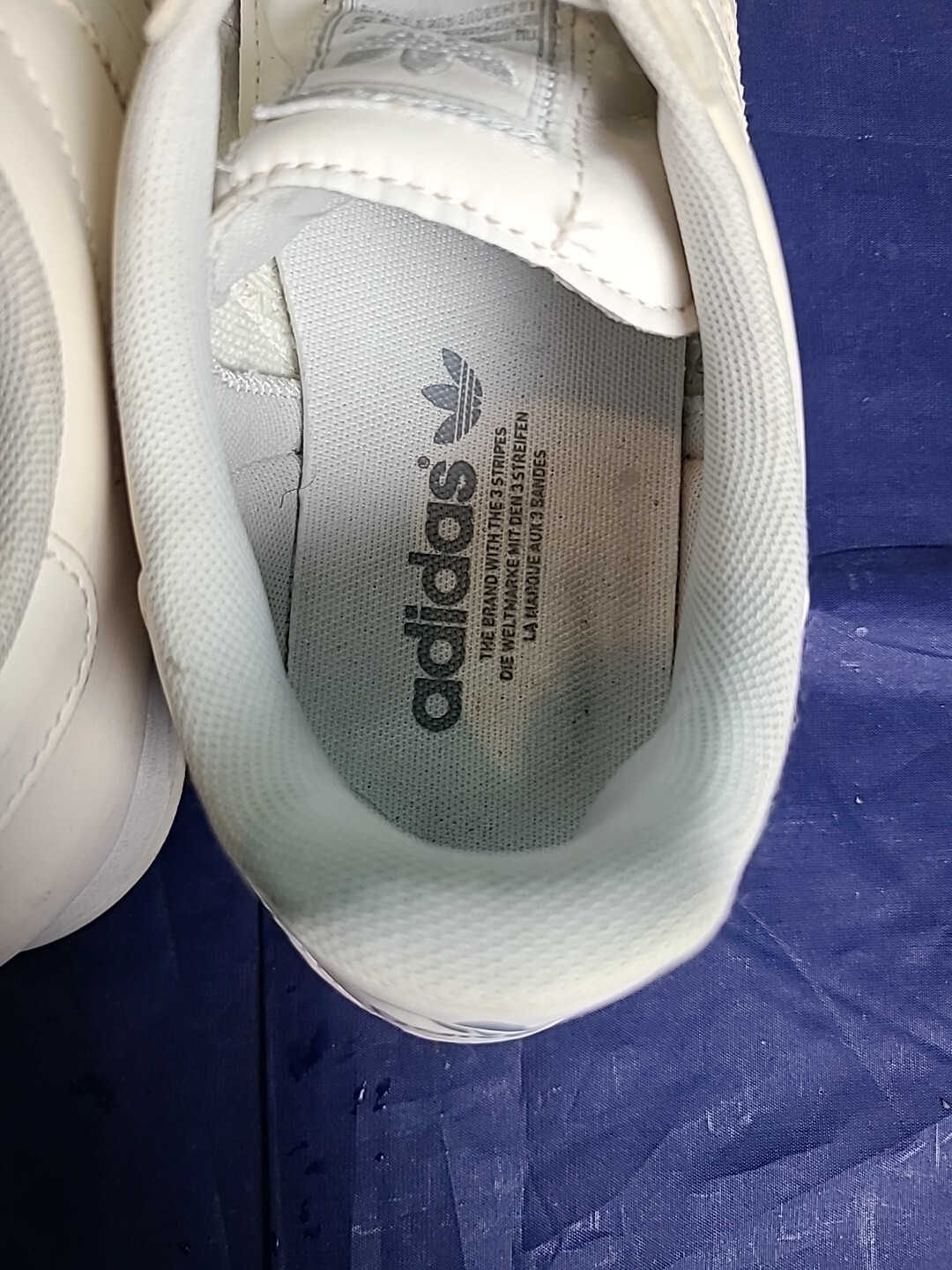 Adidas Triple White Samoa OG Low Top Women’s Size 9.5-Clean