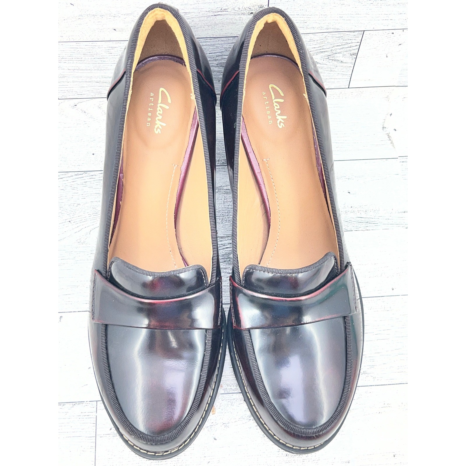Clarks Artisan Women Burgundy Leather Block Heel Penny Loafers Size 6M