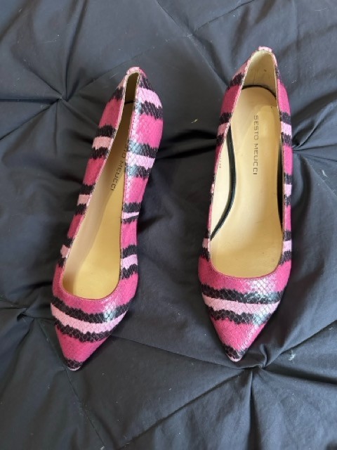 Sesto Meucci Pink Python Snake Print Kitten Heel Pump Sz 7B Italy Vero Cuoio Lea