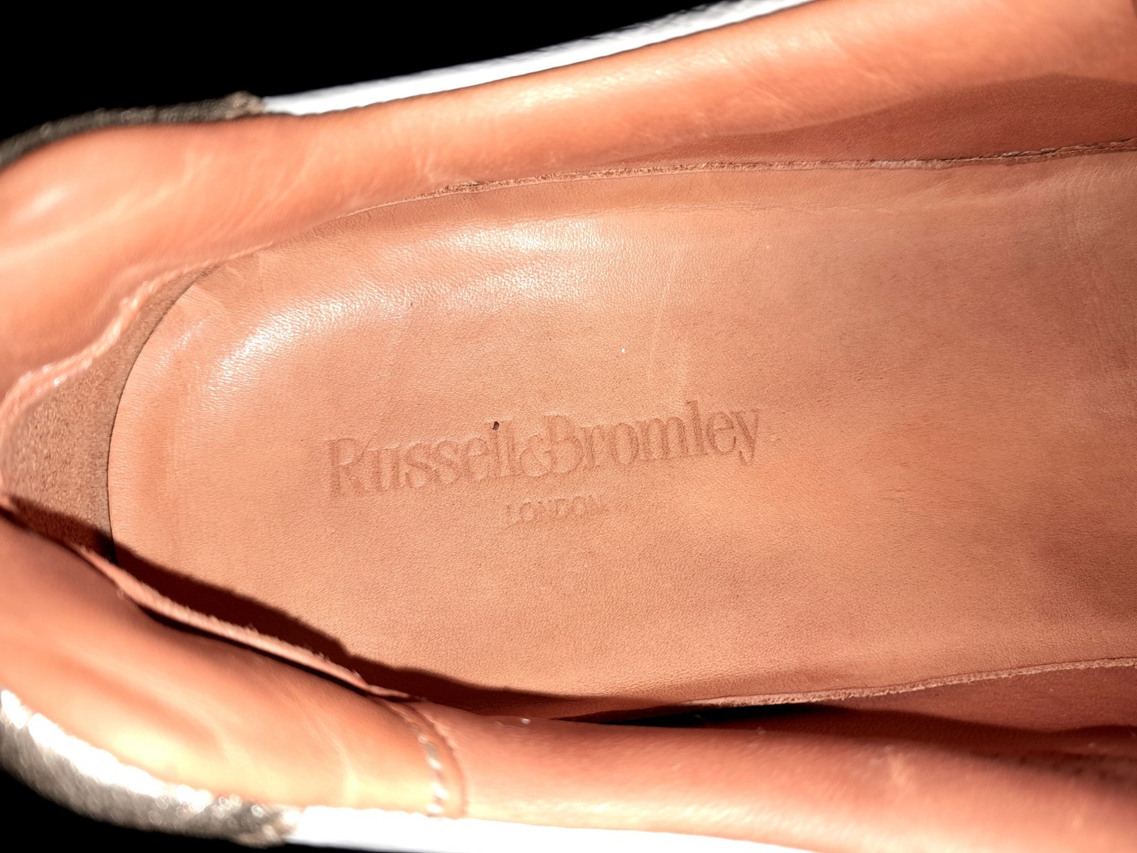 RUSSELL & BROMLEY WHITE LEATHER PARK UP LACE LESS, PLATFORM TRAINERS WOMEN SIZE