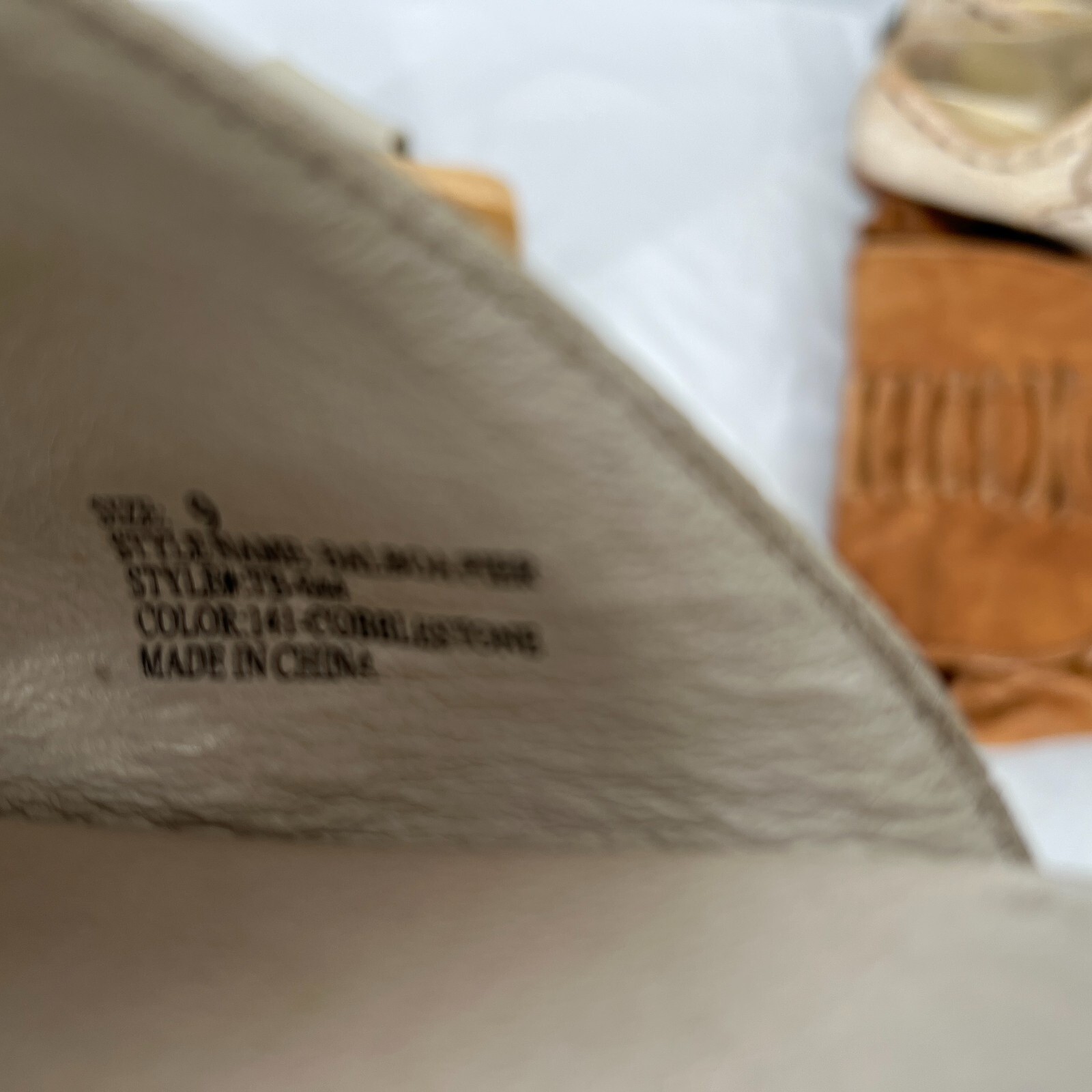 Tommy Bahama Balboa Pier rattan slide relaxed slip on vacation shoes cream 9