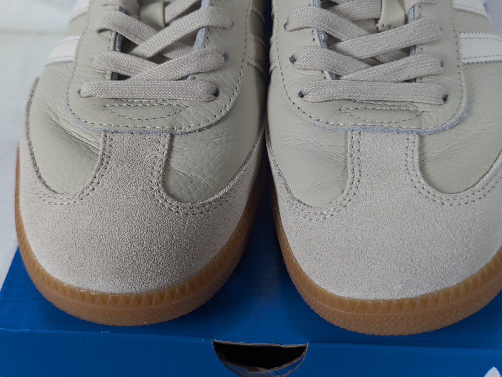 🔥 Sz 10.5 – Adidas Samba OG Beige Aluminum Gum Sole Sneakers IE7013 Women’s