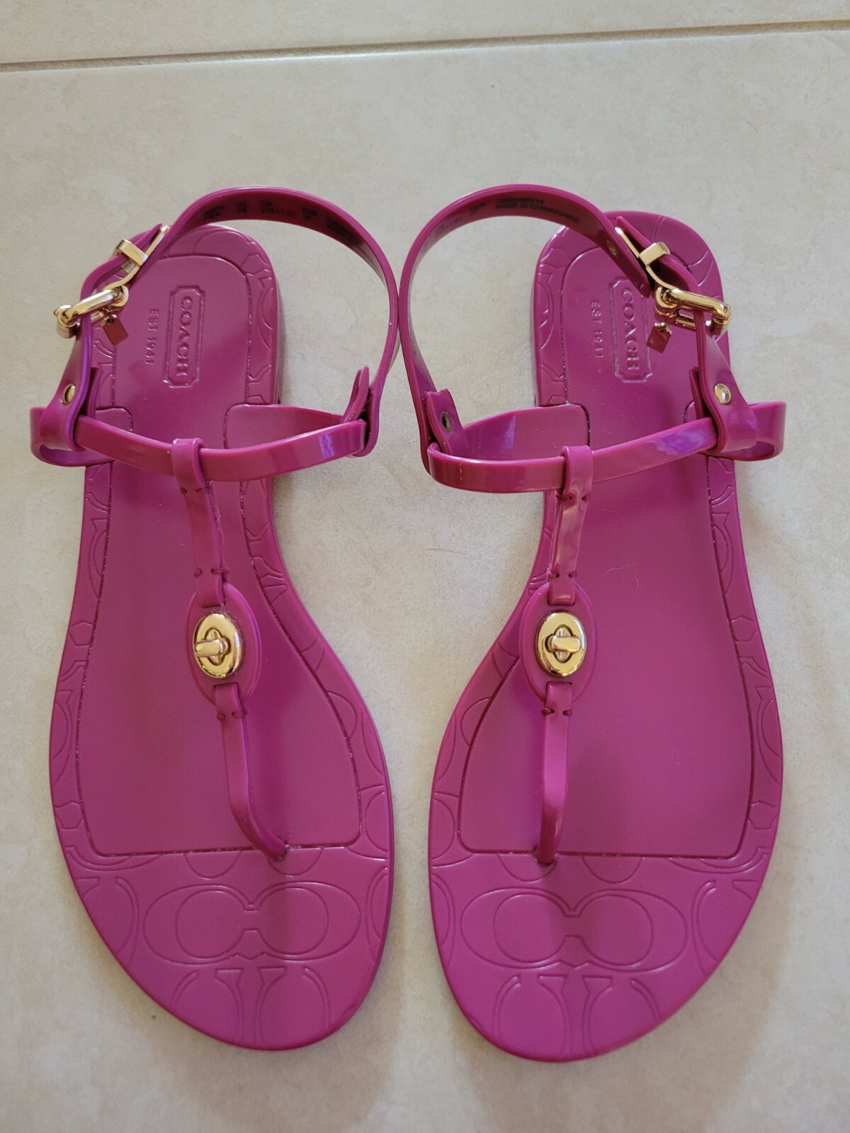 Coach Pink Pier T – Strap Sandle SZ 37
