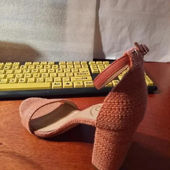 NEW ! Sam Edelman Yaro Sandals Ankle Strap Classic Pink Sz Various