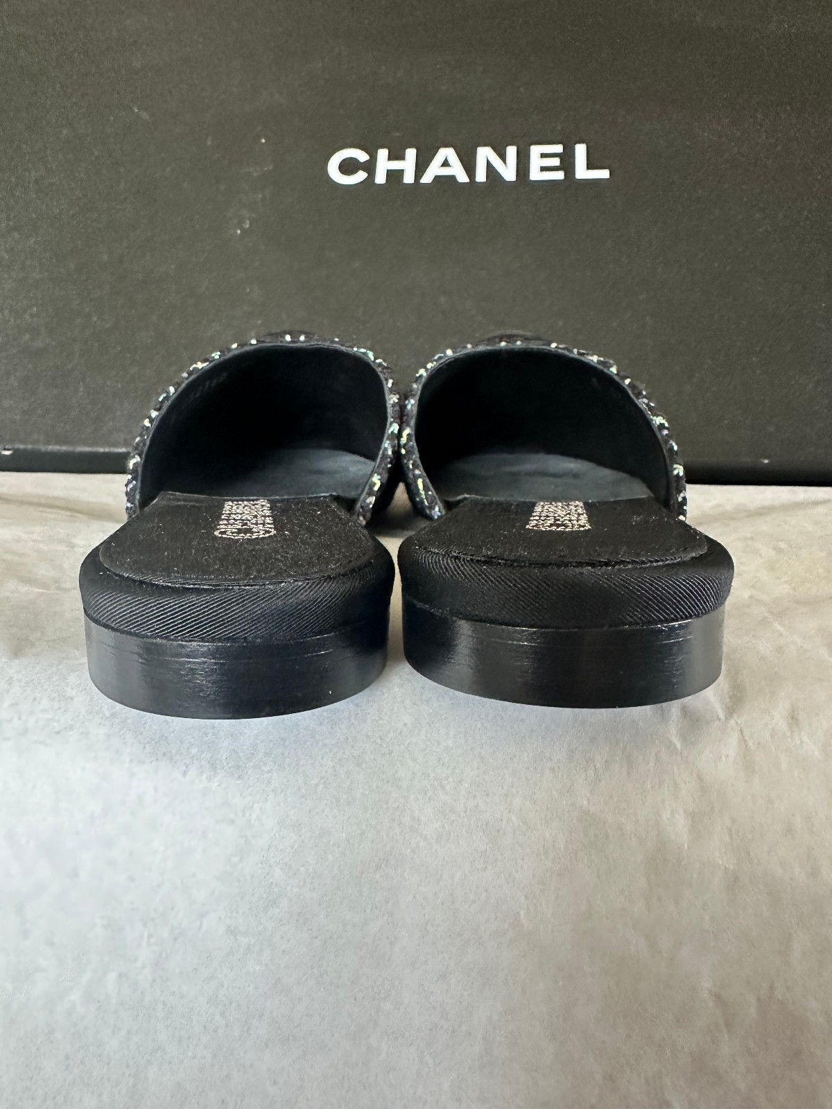 (1) Chanel 17S CC Black Green Tweed Grosgrain Mules Shoes – Size 39.5 – US 9 1/2